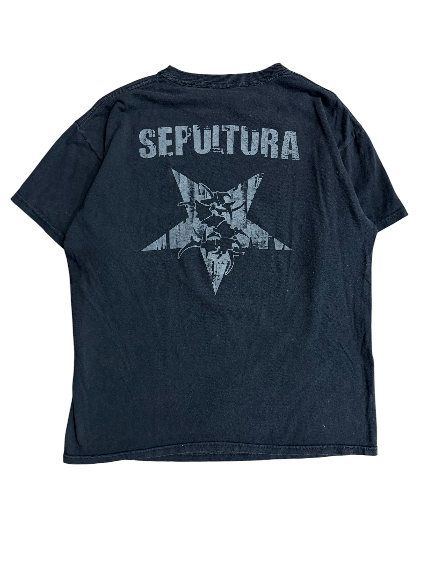 Vintage 2000s Sepultura Roots Graphic Shirt Large