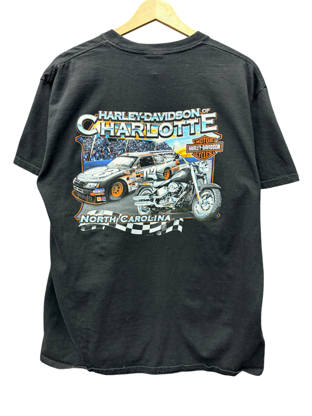 2010s Harley Davidson Bulldog Charlotte, NC Shirt Large